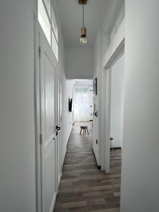 Bougainvillea Apartments 2 나플리오 외부 사진